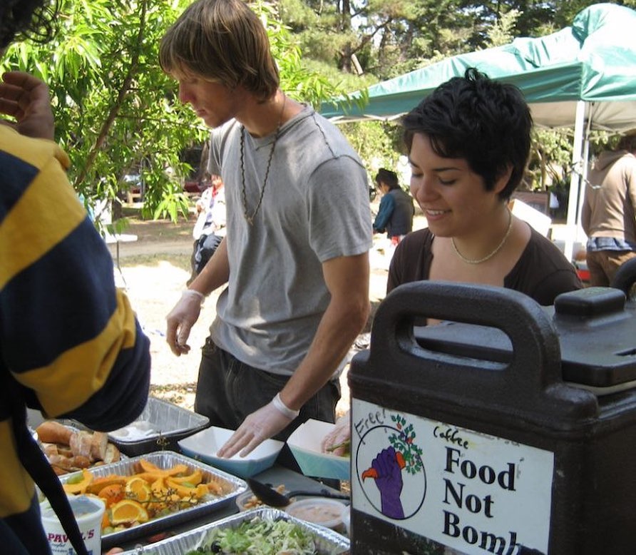 Food not bombs serving in the park